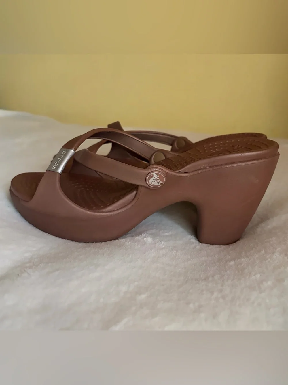 CROCS Women’s Brown Platform Sandals Sz 8